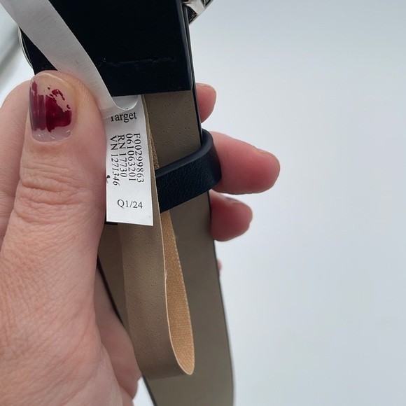 Target Black Belt with Silver Heart Buckle - Picture 5 of 7